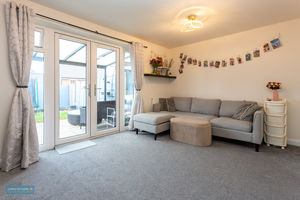 Sitting room- click for photo gallery